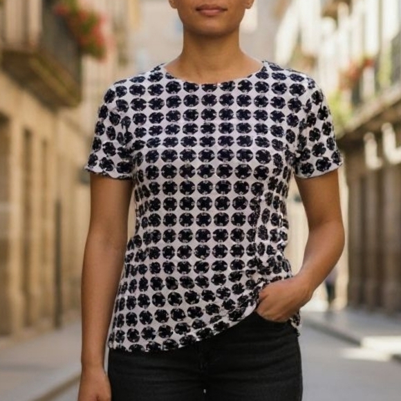 Roz & Ali Tops - Roz & Ali Black and White Pattern Top